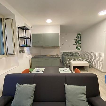 Ferienwohnung Monolocale Nel Corso Lido di Ostia Exterior foto