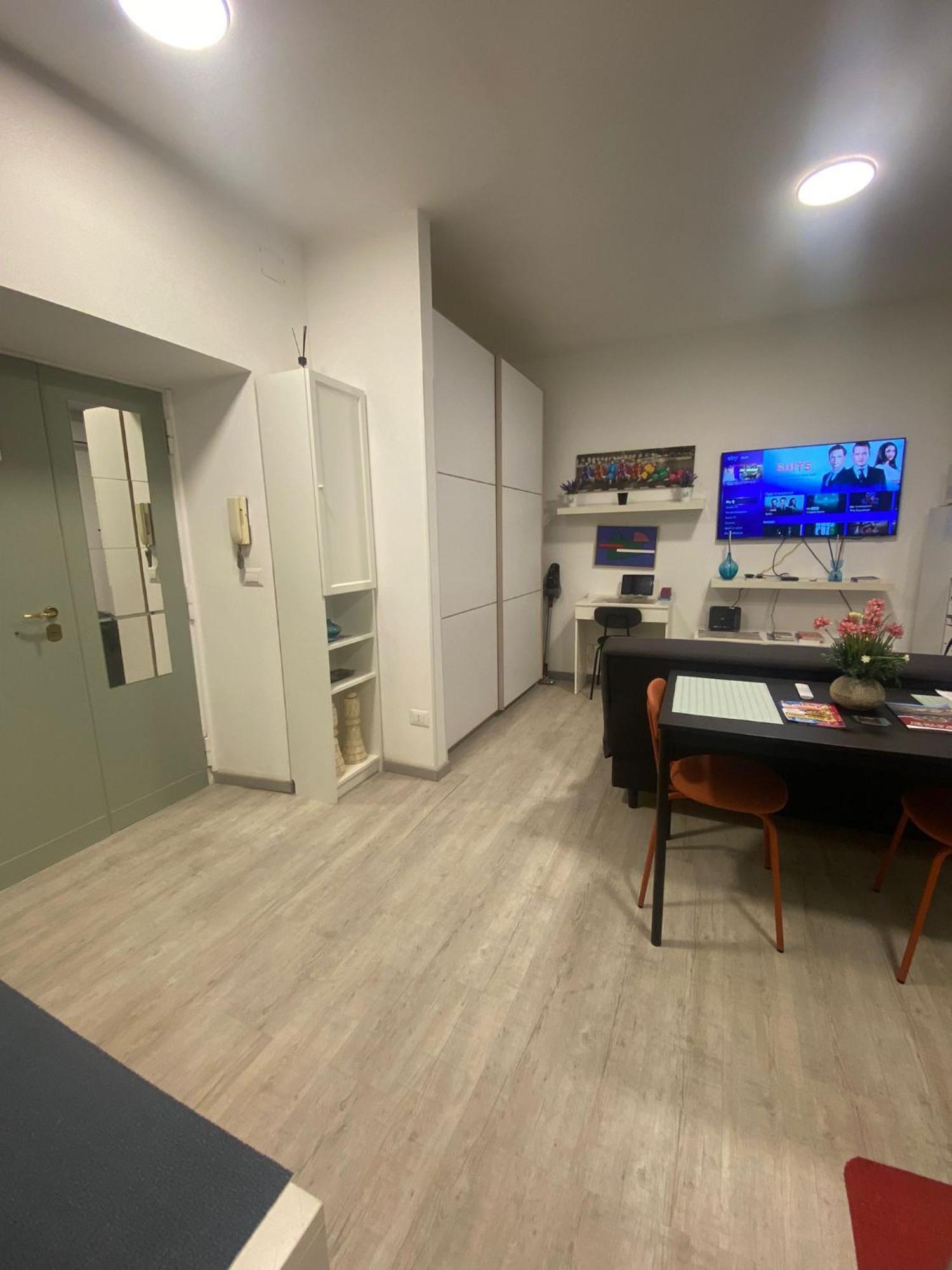 Ferienwohnung Monolocale Nel Corso Lido di Ostia Exterior foto