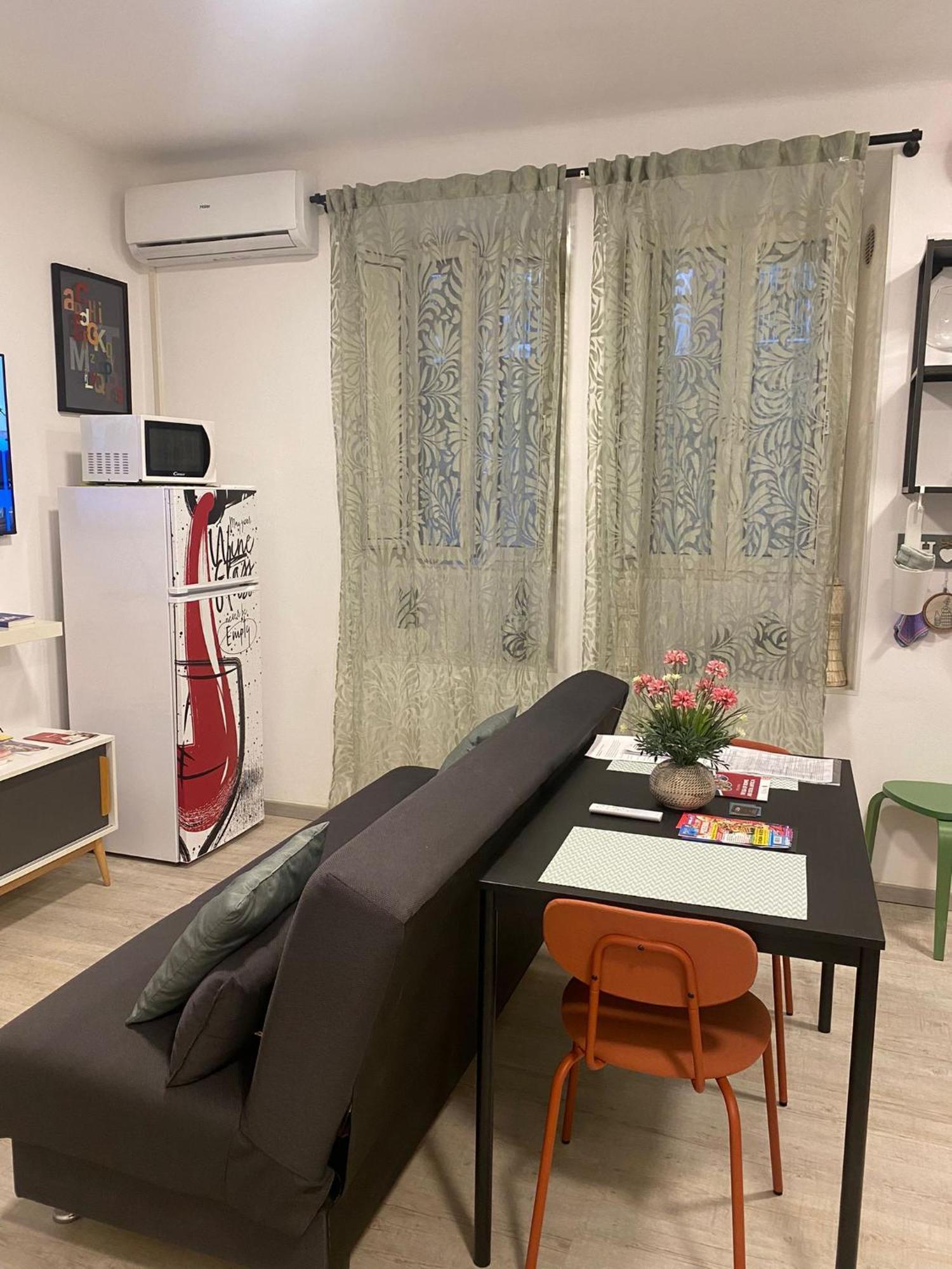 Ferienwohnung Monolocale Nel Corso Lido di Ostia Exterior foto